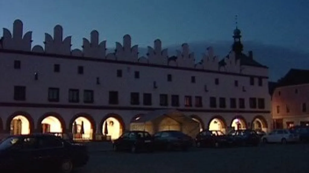Náměstí v Novém Městě nad Metují
