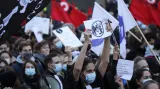 Francouzi protestují proti zákonu o bezpečnosti, obávají se narušení svobody tisku