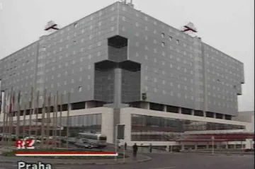 30 let zpět: Slavnostní otevření hotelu Atrium Praha