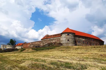 Odhadovaná cena půl miliardy. Majiteli docházejí síly, zámek v Dolních Kounicích nabídl k prodeji