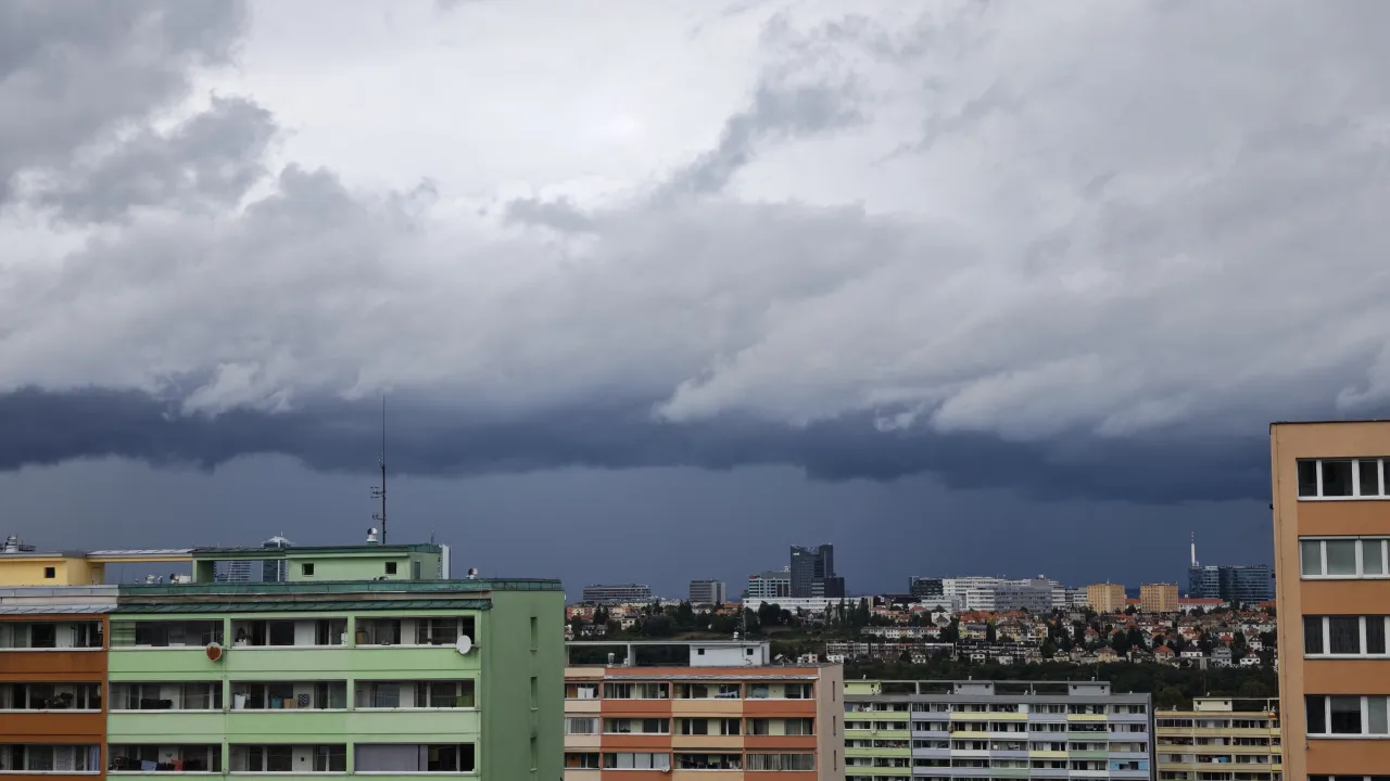 Česko čeká týden dešťů a ochlazení, sucho ale přetrvá — image 2