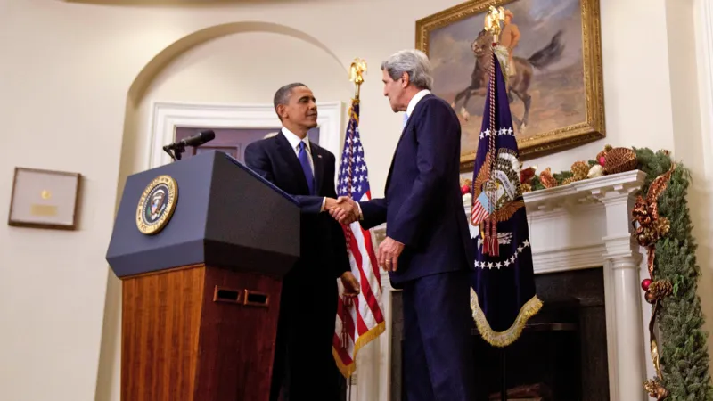 Barack Obama a John Kerry