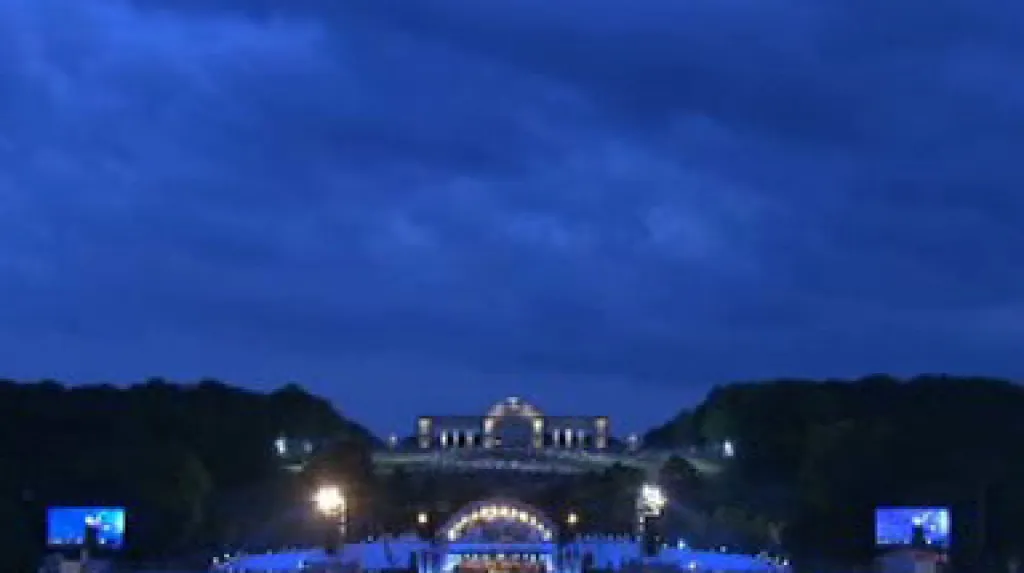 Koncert Vídeňské filharmonie u Schönbrunnu