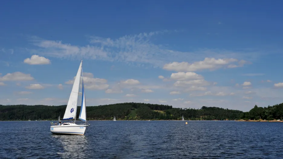 Plachetnice na Orlické přehradě
