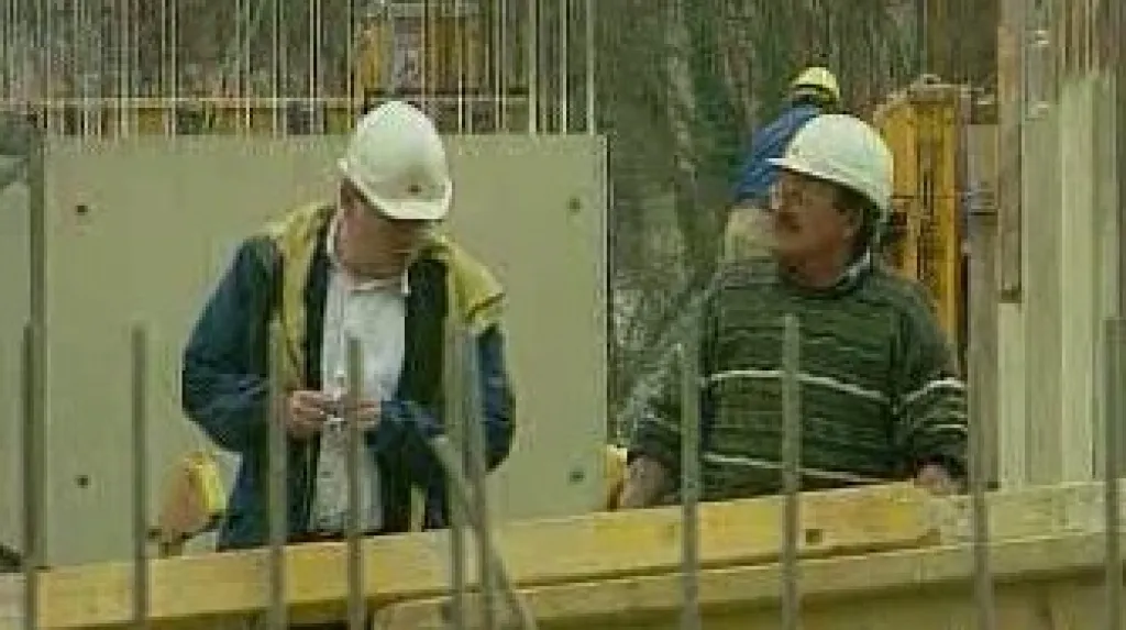 Dělníci na stavbě