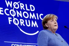 Izolace není cestou vpřed, prohlásila v Davosu Merkelová