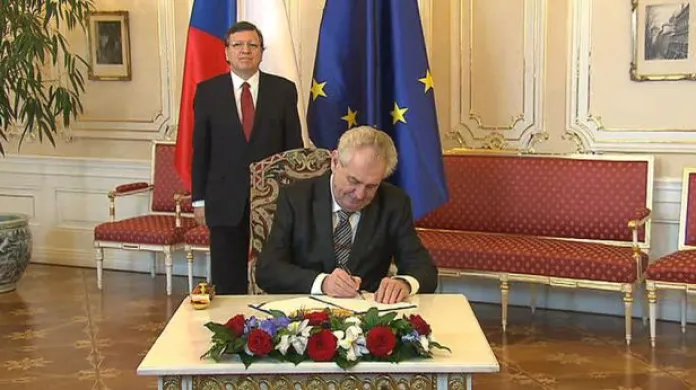Podpis dodatku Lisabonské smlouvy