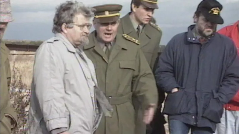 Petr Pithart na návštěvě Milovic v roce 1991