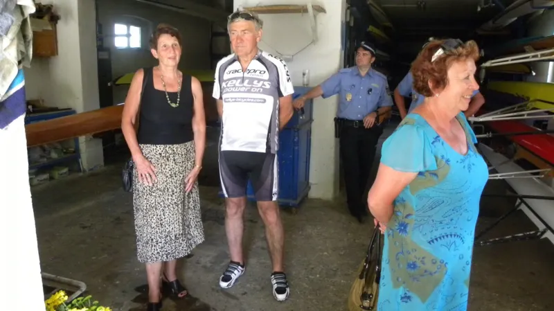 Vzpomínka na popravené veslaře v Lounech