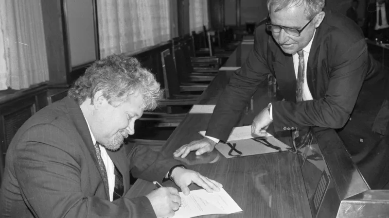 Tomáš Ježek s Petrem Pithartem