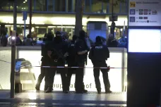V Mnichově útočil 18letý Němec íránského původu. Zastřelil 9 lidí a nakonec i sebe