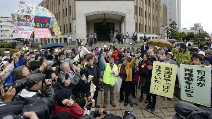 Protest proti obnovení reaktorů v prefektuře Fukuj