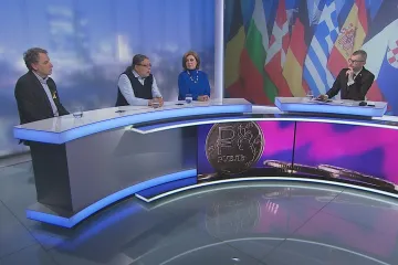 S Putinem bychom mluvit neměli, shodli se Jourová, Niedermayer a Vondra