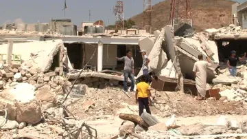 Azáz po bombardování