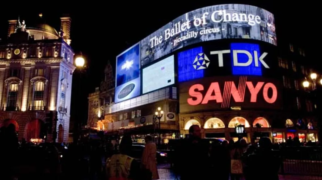 Piccadilly Circus