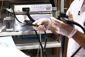 Češi loni podle VZP méně dbali na prevenci. Například počet screeningů na rakovinu tlustého střeva klesl o šestinu