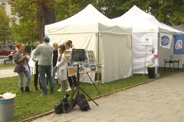 Polští zdravotníci protestují proti pracovním podmínkám, kabinet má jejich požadavky za nereálné