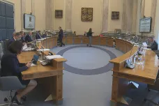 Poslanci volají po prošetření kauzy darovaných bitcoinů
