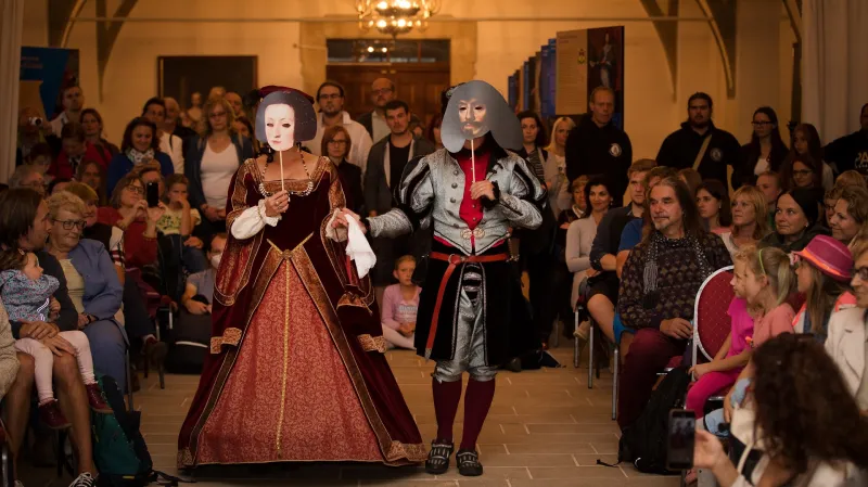 Hradozámecká noc na zámku Mnichovo Hradiště