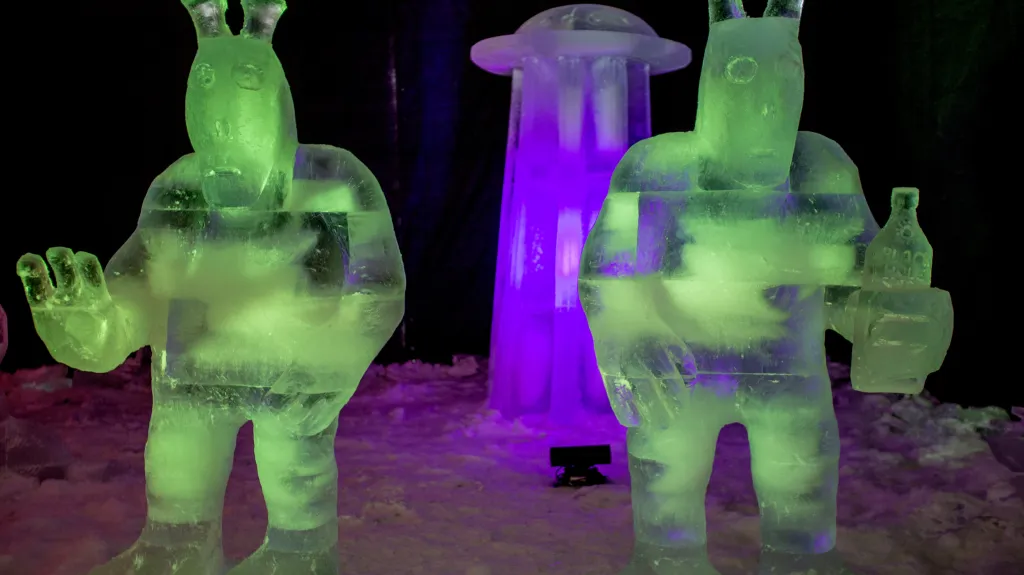 Na Pustevnách začal Festival ledových soch