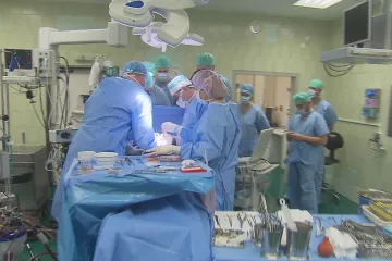 Jednání o platbách za péči na příští rok váznou, pojišťovny vyčerpané epidemií nechtějí přidávat