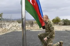 Ázerbájdžánská armáda převzala Kelbadžar. Do týdne by měla Arménie předat i poslední region