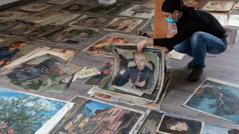 První ohledání pláten Gertrud Kauders po nálezu jejího díla