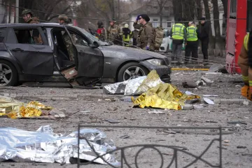 Ruské rakety v Sumách zabily přes třicet lidí