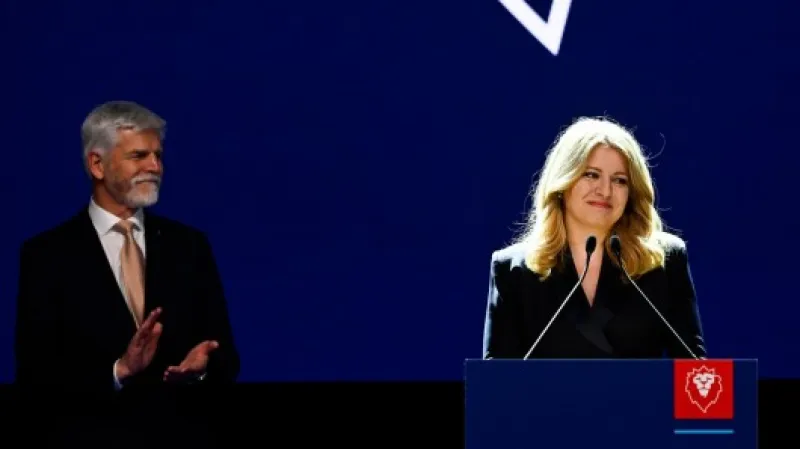 Slovenská prezidentka Zuzana Čaputová ve volebním štábu Petra Pavla