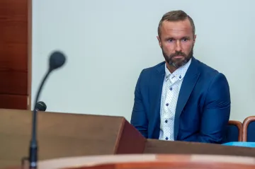 Soud potvrdil osvobození Luďka Nečesaného. Bývalý šéf liberecké nemocnice byl obžalován z korupce