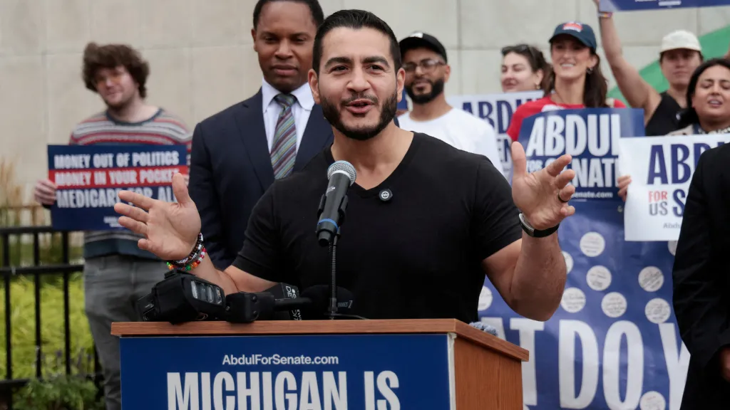 Abdul el-Sayed během předvolební kampaně, 2. srpna 2026
