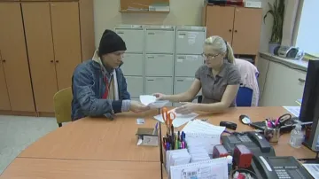 Edgar Krejsi zamířil na úřad práce pro dávku mimořádné pomoci