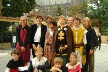 Mladí šermíři z Podkrkonoší „dobývali“ Pražský hrad