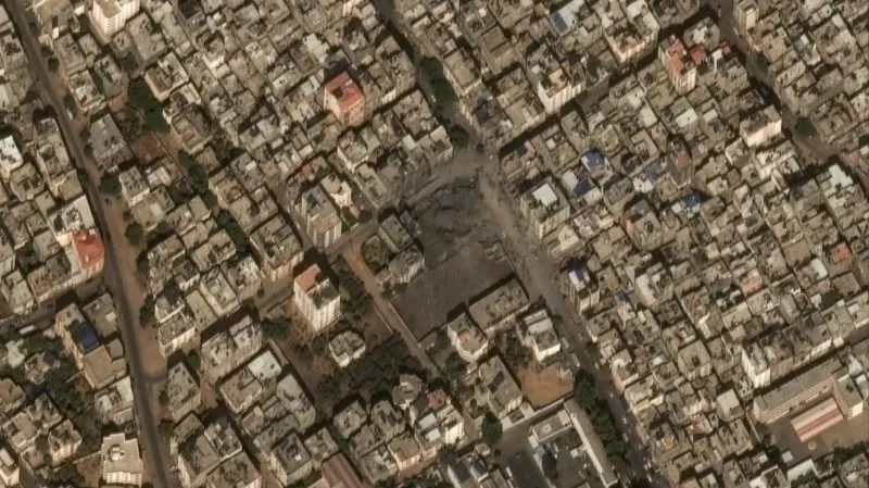 Zničená mešita al Sousi