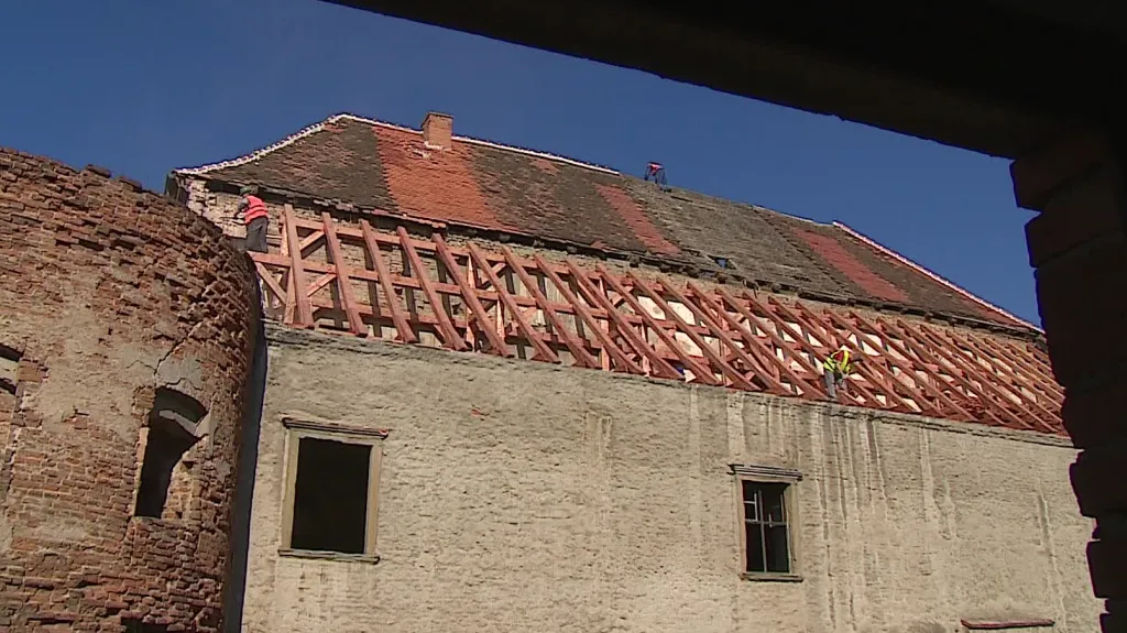 Zámek Dolní Kounice