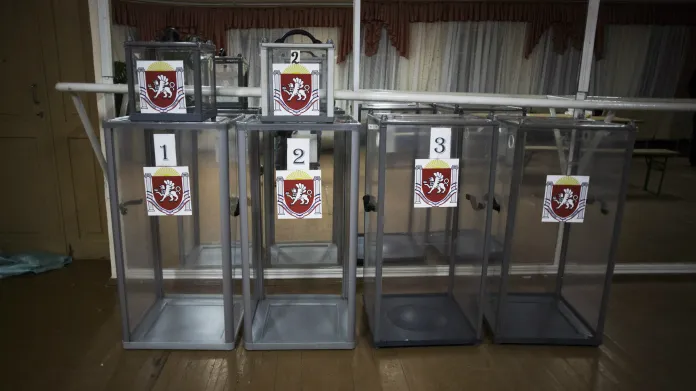 Hlasovací urny pro krymské referendum jsou připraveny