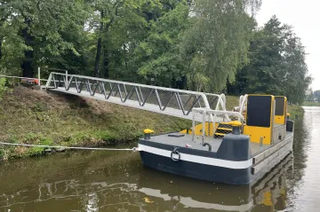 Kolín má nové přístaviště pro osobní lodě. Naproti začala i stavba plovoucího mola