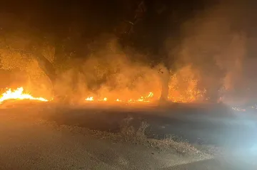 Hasiči bojují s rozsáhlými požáry v Kalifornii