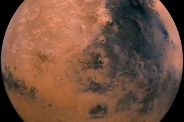 Čínská sonda se dostala na oběžnou dráhu Marsu. Na planetu vyšle vozítko