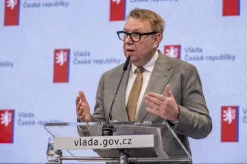 Začátek výplaty superdávky se nejspíš odloží