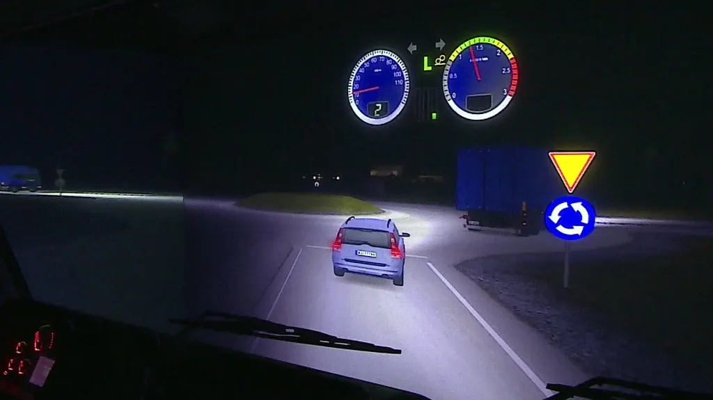 Simulátor pro řidiče kamionů a autobusů