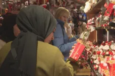 Vánoční výzdoba si našla cestu i do Turecka, je tam ale spíše symbolem komerce než křesťanství 