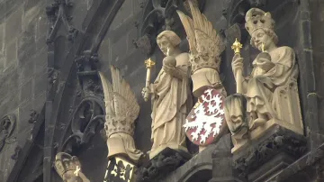 Průčelí staroměstské věže