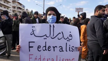 Protest alavitů v provincii Latákija v prosinci 2025