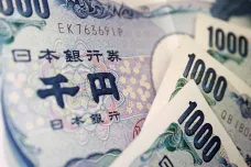 Japonsko začalo intervenovat na obranu slabé měny. Poprvé od roku 1998