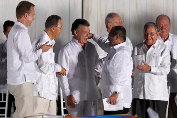Kolumbijská vláda a FARC podepsaly mírovou dohodu