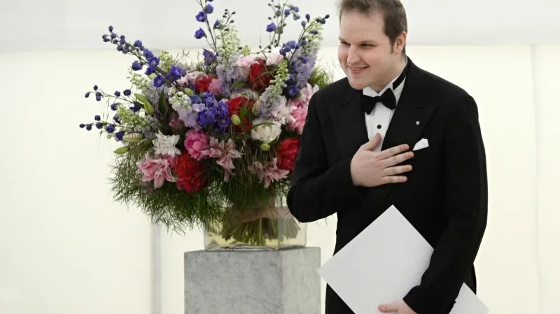 Klavírista Lukáš Vondráček