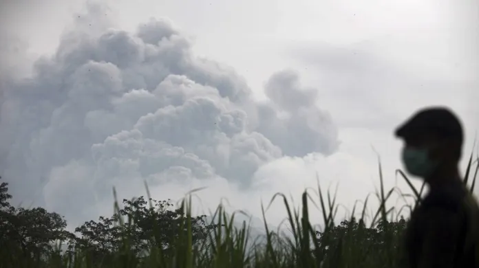 Výbuch indonéské spoky Mount Kelud
