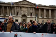 Francouzská Ústavní rada odmítla velkou část nového imigračního zákona