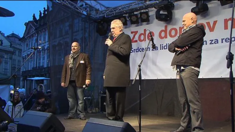 Účet za Zemanovu kampaň zřejmě přesáhne 20 milionů